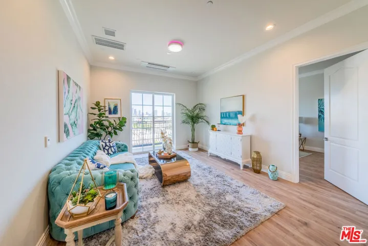 944 S Serrano Avenue Ph6, Los Angeles, California 90006