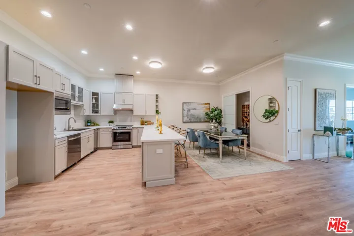 944 S Serrano Avenue Ph6, Los Angeles, California 90006