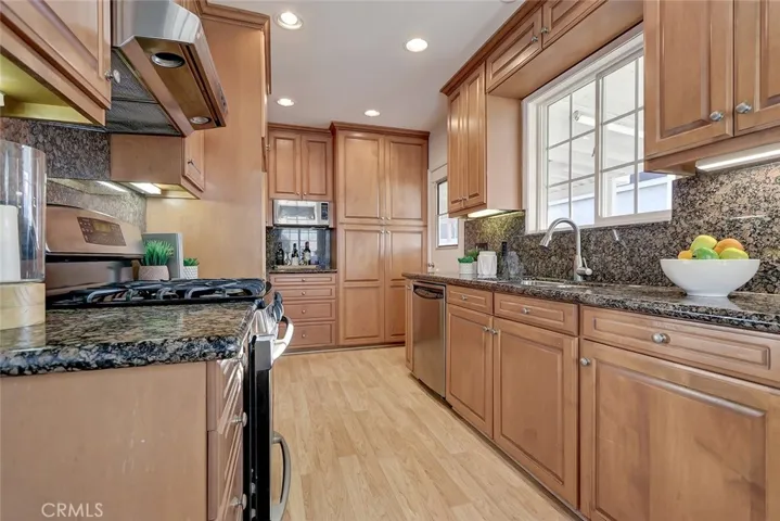 2913 S Denison Avenue, San Pedro, California 90731