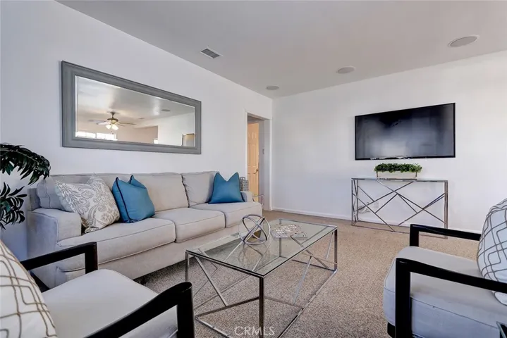 2913 S Denison Avenue, San Pedro, California 90731