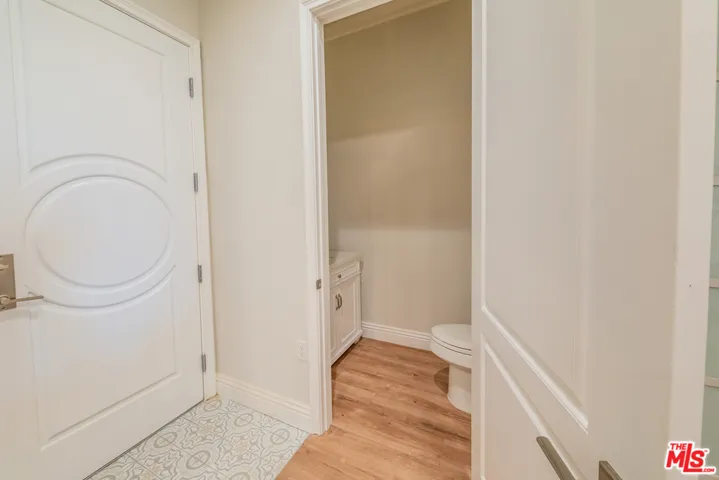 944 S Serrano Avenue 307, Los Angeles, California 90006