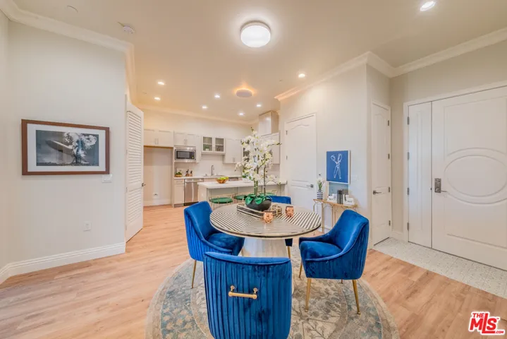 944 S Serrano Avenue 307, Los Angeles, California 90006