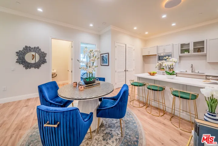 944 S Serrano Avenue 307, Los Angeles, California 90006