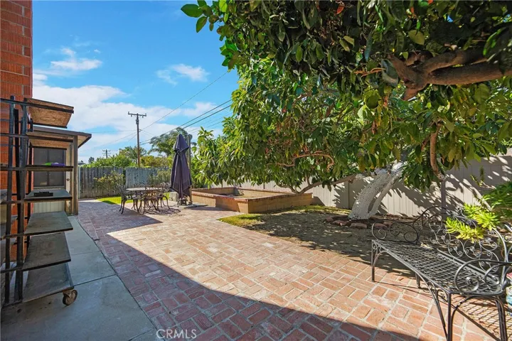 13809 Biola Avenue, La Mirada, California 90638