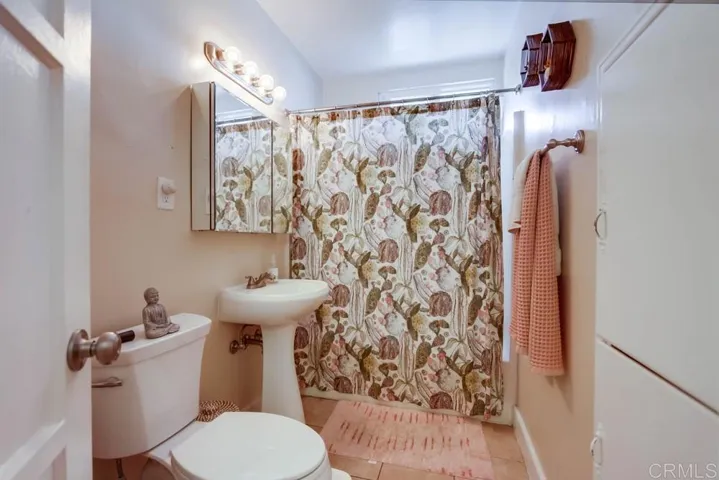 317 S Clementine Street, Oceanside, California 92054