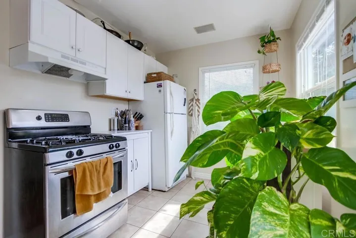 317 S Clementine Street, Oceanside, California 92054
