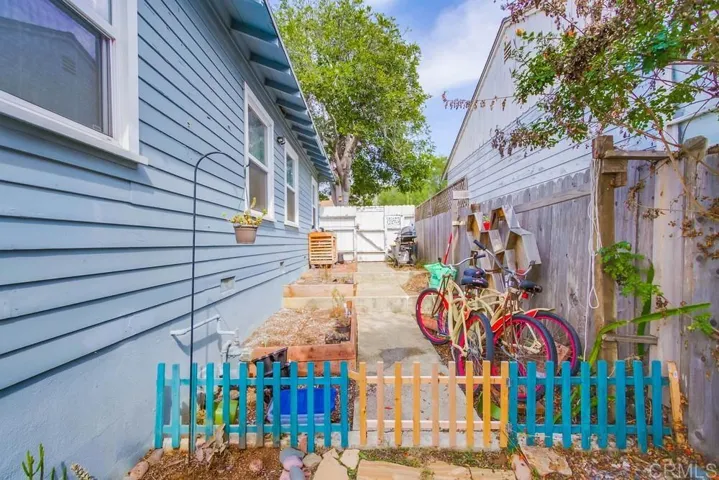 317 S Clementine Street, Oceanside, California 92054