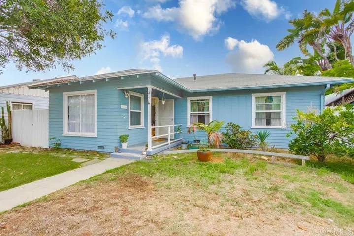 317 S Clementine Street, Oceanside, California 92054
