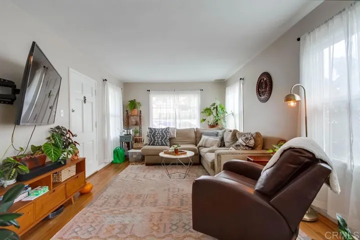 317 S Clementine Street, Oceanside, California 92054