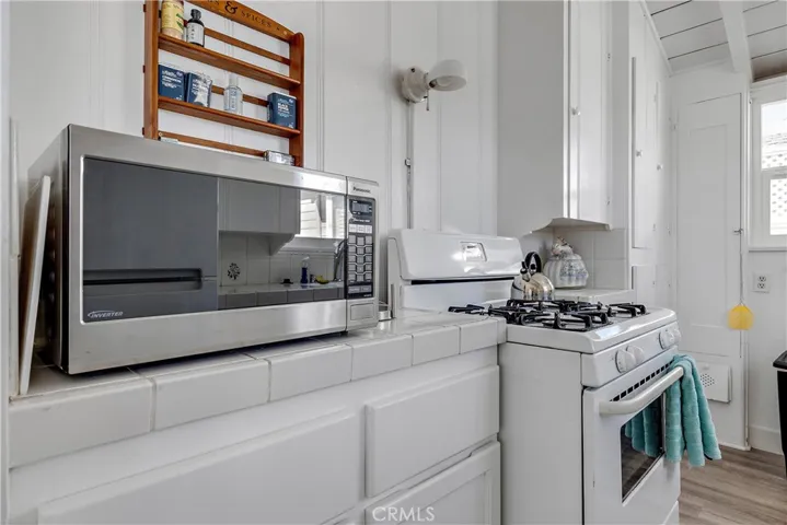 113 Coral Avenue, Newport Beach, California 92662