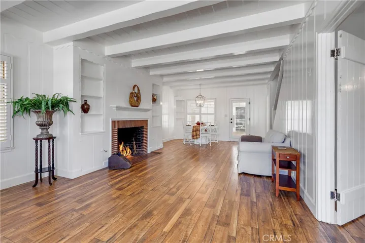 113 Coral Avenue, Newport Beach, California 92662