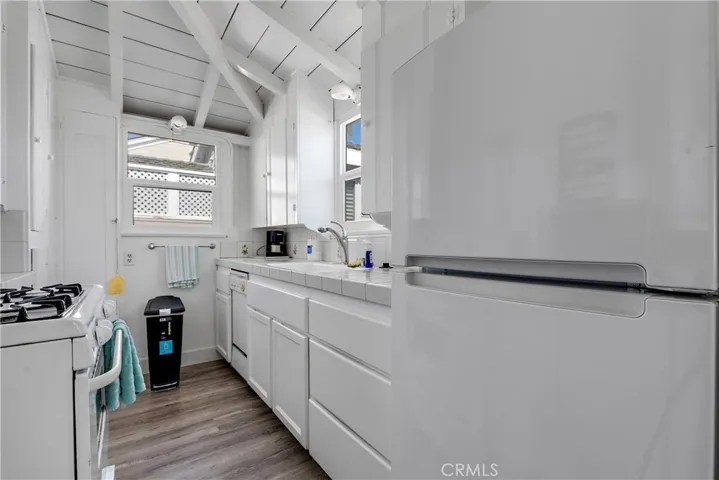 113 Coral Avenue, Newport Beach, California 92662