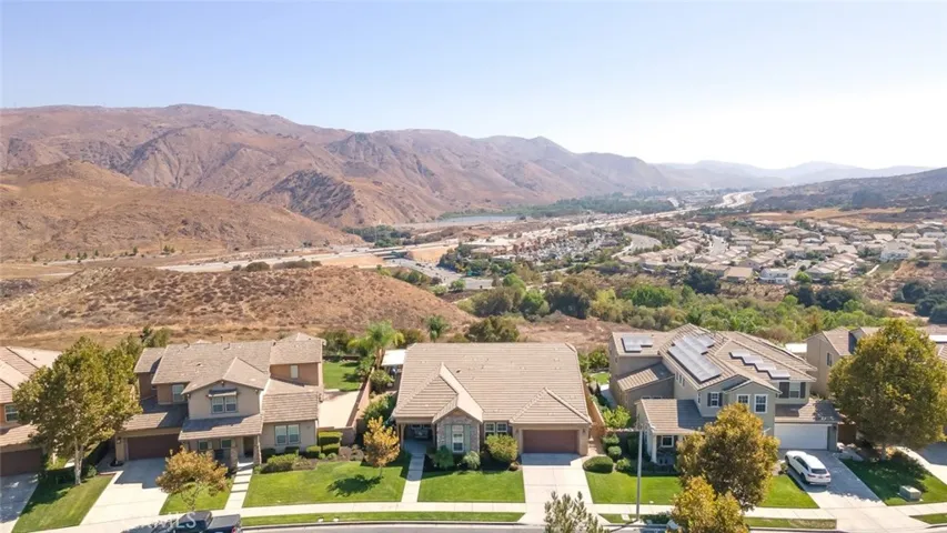 25656 Spicewood Street, Corona, California 92883