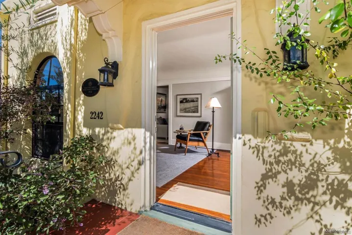 2242 Cliff St, San Diego, California 92116