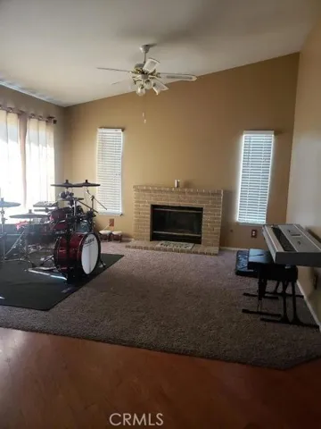 12540 Fox Tail Way, Victorville, California 92392