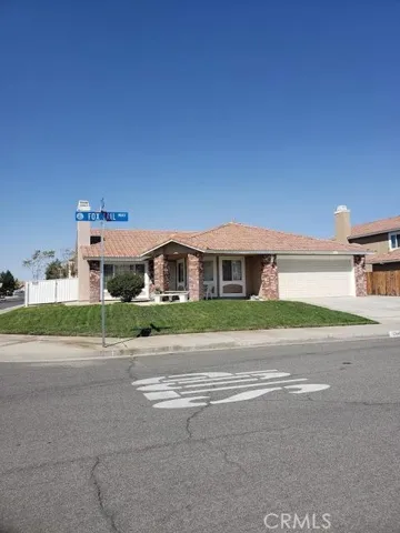 12540 Fox Tail Way, Victorville, California 92392