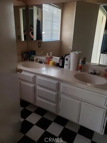 12540 Fox Tail Way, Victorville, California 92392