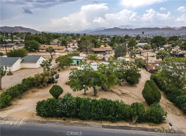7422 Joshua Lane, Yucca Valley, California 92284