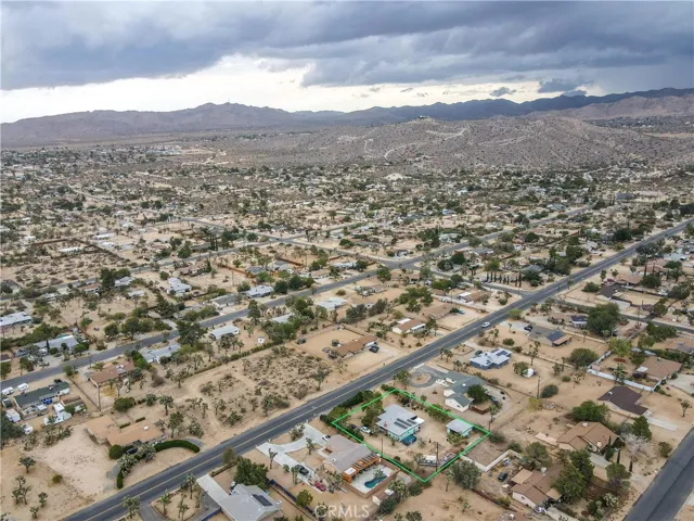 7422 Joshua Lane, Yucca Valley, California 92284