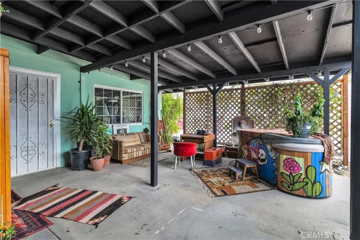 7422 Joshua Lane, Yucca Valley, California 92284