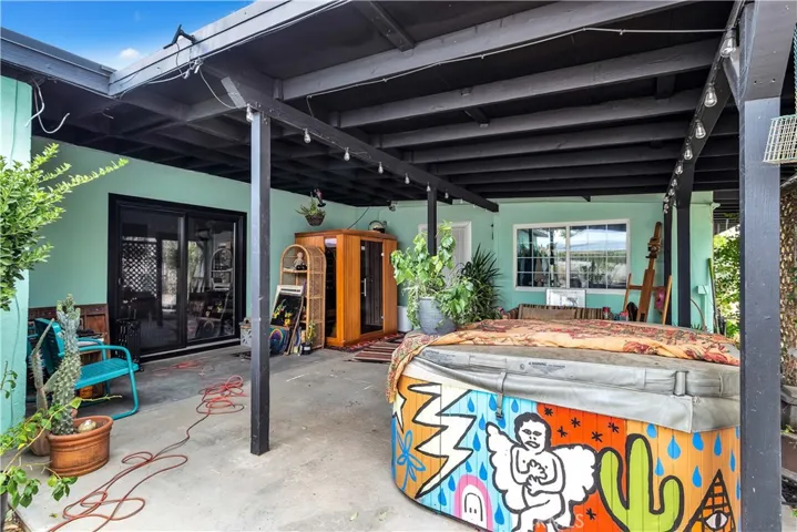 7422 Joshua Lane, Yucca Valley, California 92284