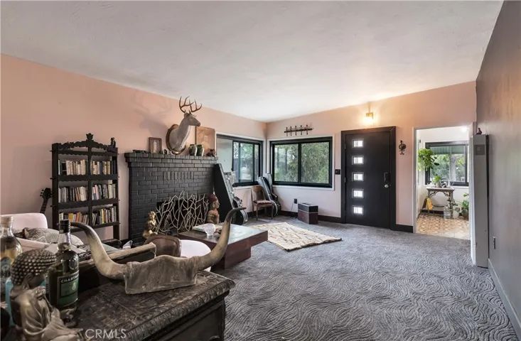7422 Joshua Lane, Yucca Valley, California 92284