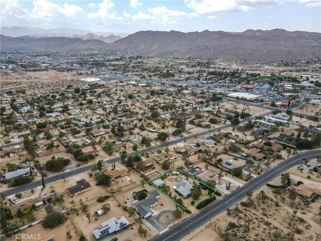7422 Joshua Lane, Yucca Valley, California 92284