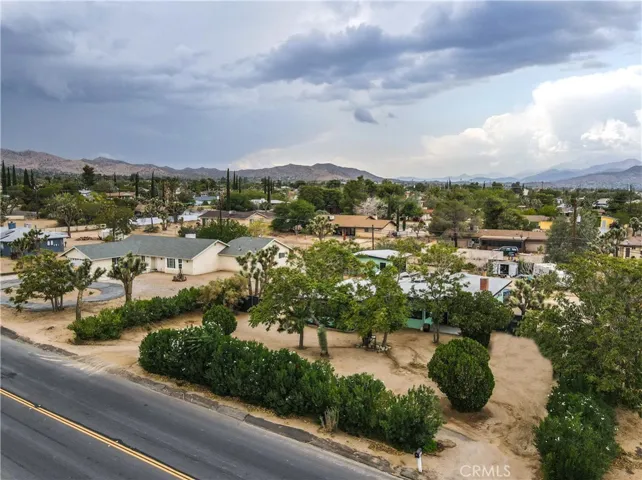 7422 Joshua Lane, Yucca Valley, California 92284