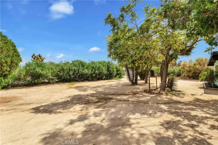 7422 Joshua Lane, Yucca Valley, California 92284