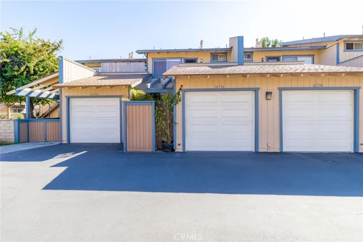 16796 Algonquin Street 21, Huntington Beach, California 92649
