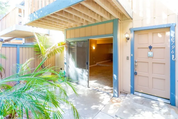 16796 Algonquin Street 21, Huntington Beach, California 92649