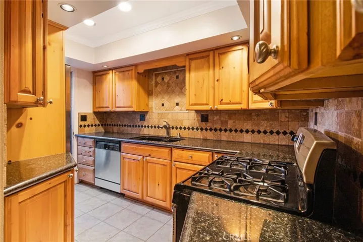 16796 Algonquin Street 21, Huntington Beach, California 92649