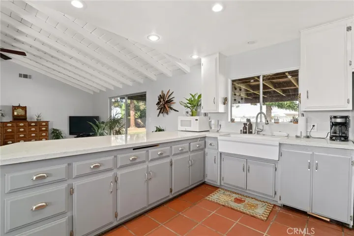 43310 Cedar Avenue, Hemet, California 92544