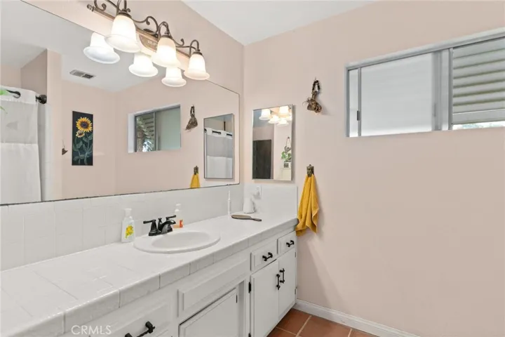 43310 Cedar Avenue, Hemet, California 92544