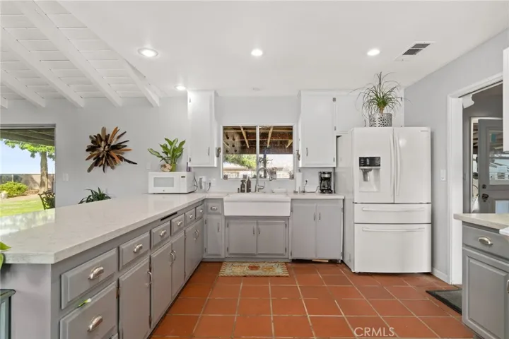 43310 Cedar Avenue, Hemet, California 92544