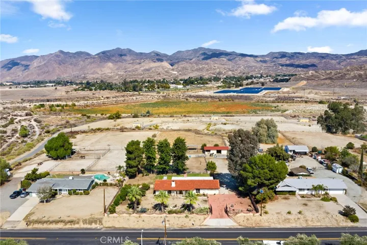 43310 Cedar Avenue, Hemet, California 92544