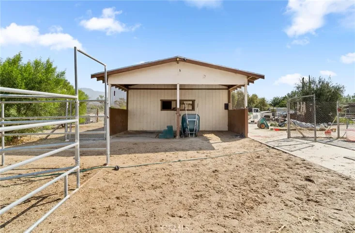 43310 Cedar Avenue, Hemet, California 92544
