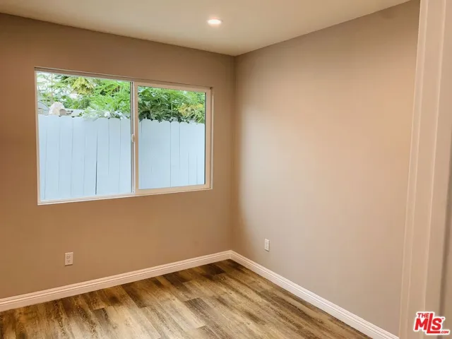 811 N Spring Avenue, Compton, California 90221
