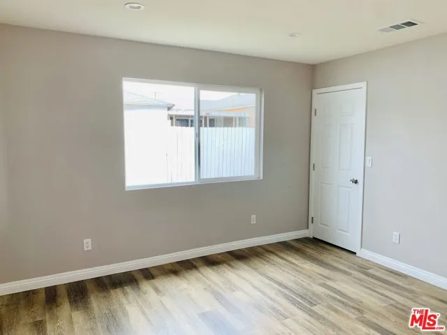 811 N Spring Avenue, Compton, California 90221