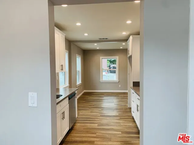 811 N Spring Avenue, Compton, California 90221