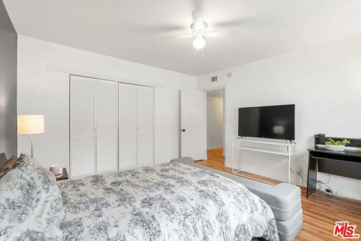 559 E Hazel Street 7, Inglewood, California 90302