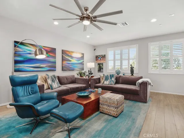 567 Mustang Street, Camarillo, California 93010