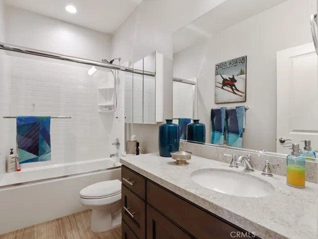 567 Mustang Street, Camarillo, California 93010