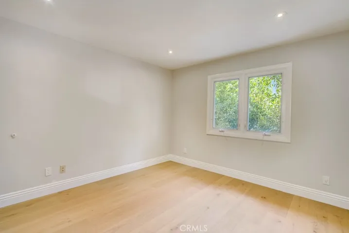 16040 W Sunset Boulevard 102, Pacific Palisades, California 90272