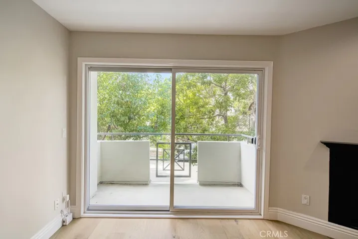 16040 W Sunset Boulevard 102, Pacific Palisades, California 90272