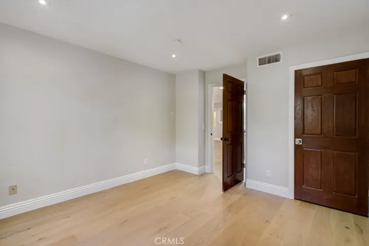 16040 W Sunset Boulevard 102, Pacific Palisades, California 90272
