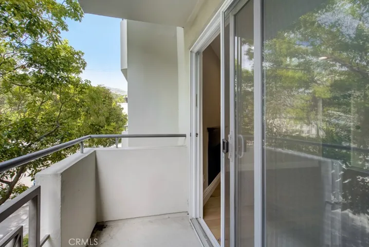 16040 W Sunset Boulevard 102, Pacific Palisades, California 90272