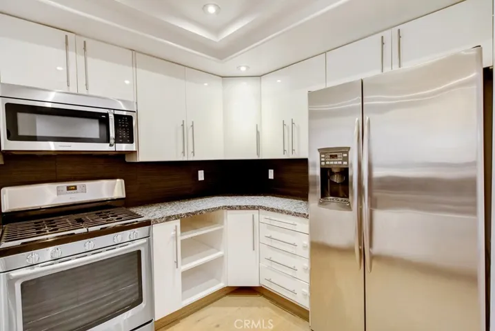 16040 W Sunset Boulevard 102, Pacific Palisades, California 90272