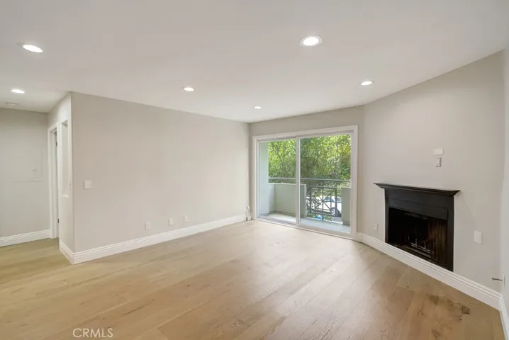 16040 W Sunset Boulevard 102, Pacific Palisades, California 90272