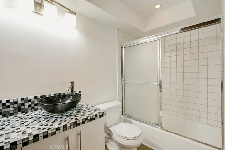 16040 W Sunset Boulevard 102, Pacific Palisades, California 90272
